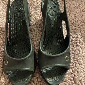 CROCS Women's Black Open-Toe Mules